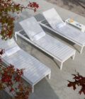 Chaise longue empilable en aluminium blanc et toile blanche Alexa – Image 3