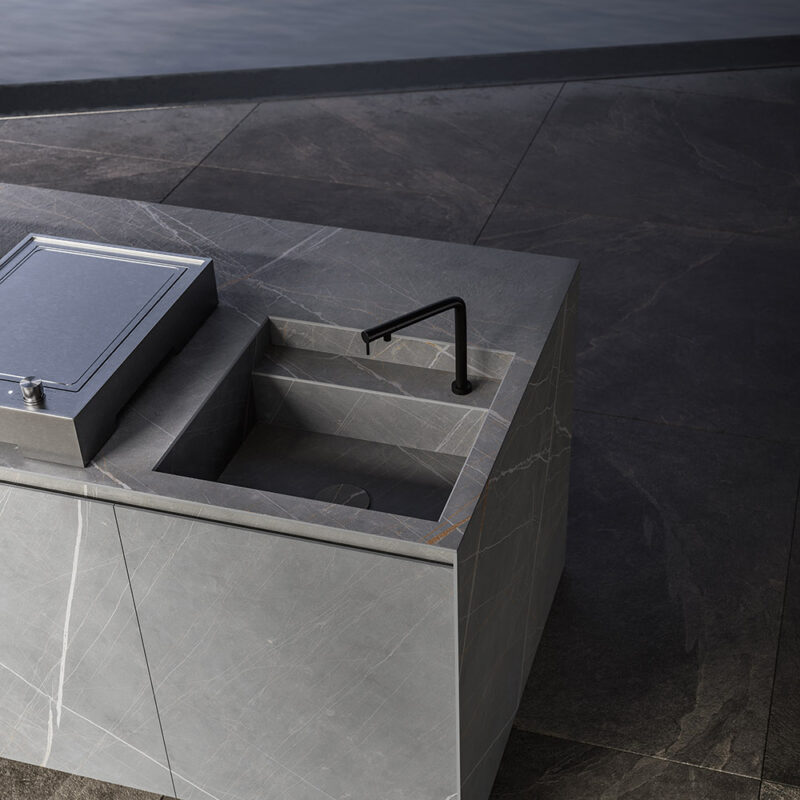 Cuisine extérieure Modulnova Project N°4 en céramique Sahara Noir