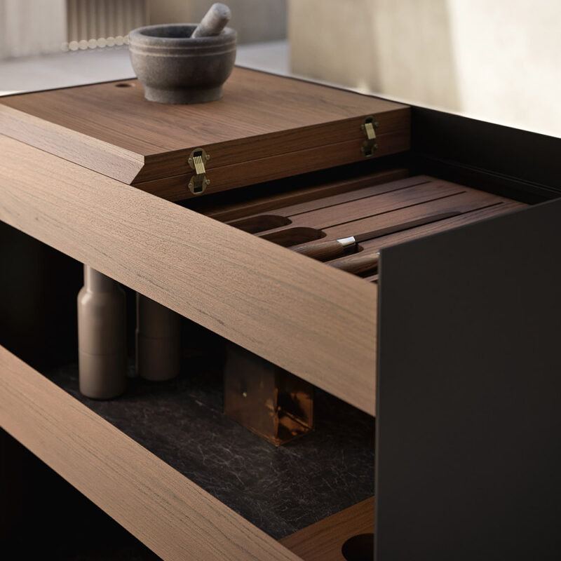 Cuisine extérieure Modulnova Project N°7 en bois et céramique noire